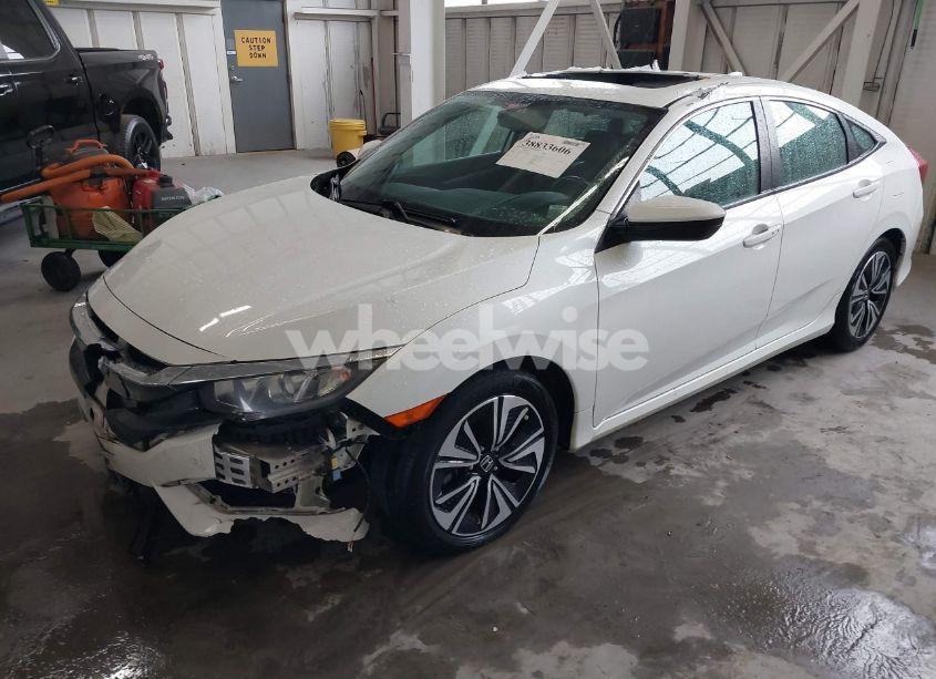 Photo 2 of 2017 Honda Civic EX-L (VIN 2HGFC1F71HH652307)