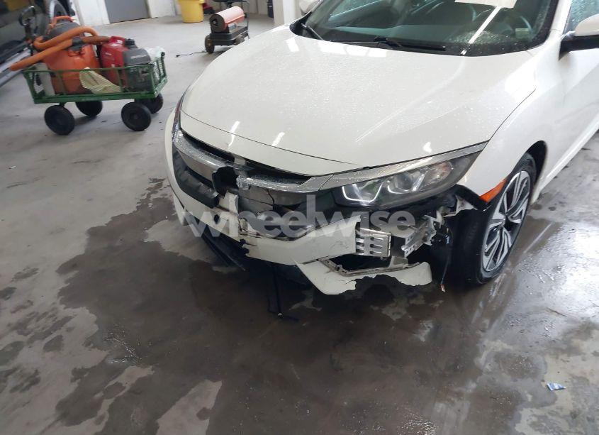 Photo 6 of 2017 Honda Civic EX-L (VIN 2HGFC1F71HH652307)