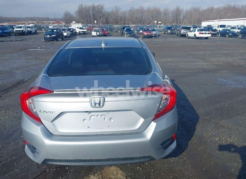 Photo 16 of 2018 Honda Civic EX-L (VIN 2HGFC1F71JH642625)