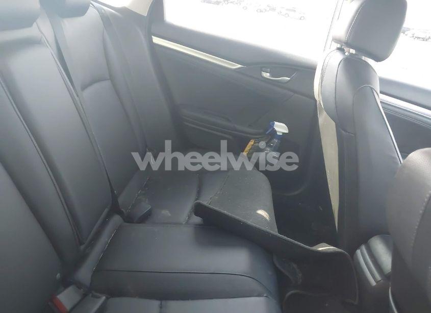 Photo 8 of 2018 Honda Civic EX-L (VIN 2HGFC1F71JH642625)