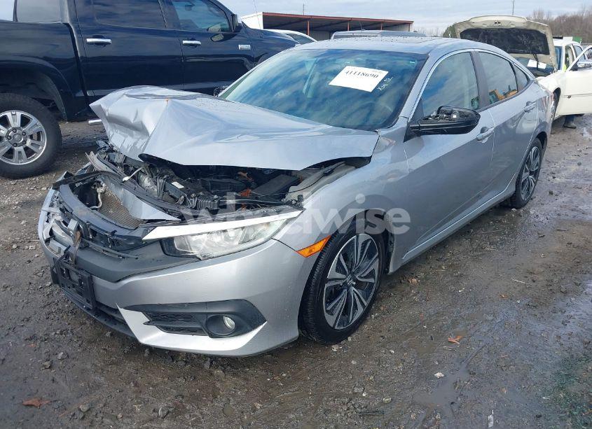 Photo 2 of 2016 Honda Civic EX-L (VIN 2HGFC1F72GH637345)