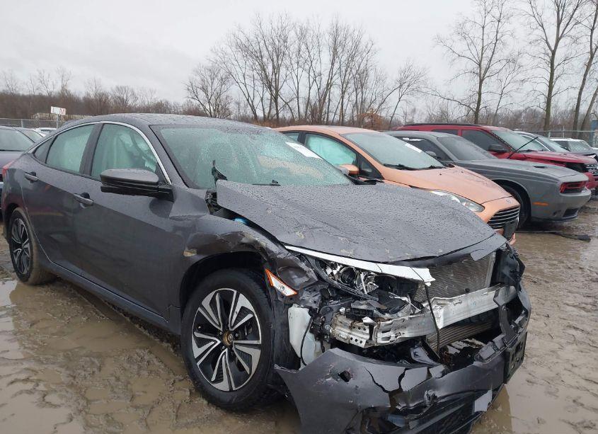 2016 Honda Civic EX-L (VIN 2HGFC1F72GH646501) main photo