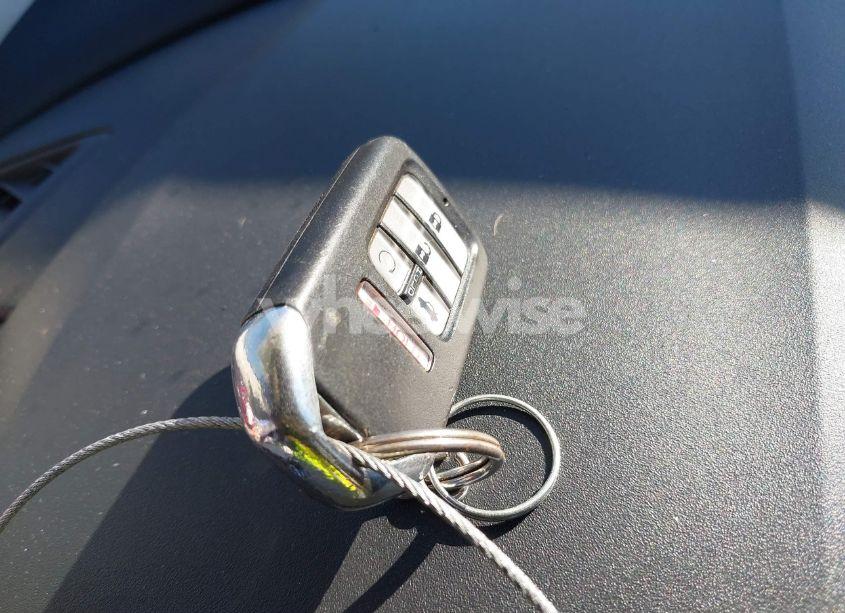 Photo 11 of 2016 Honda Civic EX-L (VIN 2HGFC1F72GH657434)