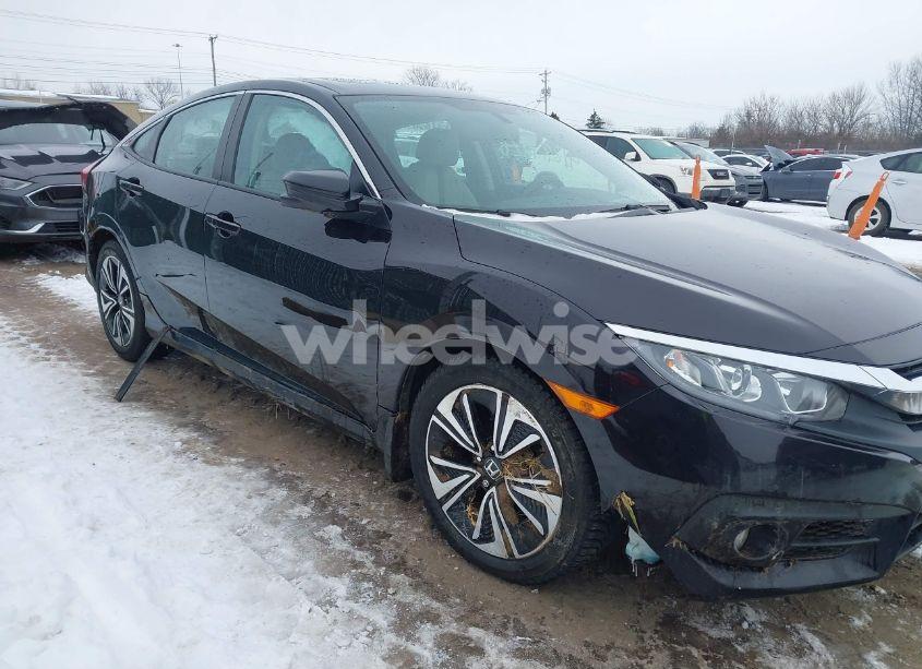 Photo 6 of 2017 Honda Civic EX-L (VIN 2HGFC1F72HH636701)