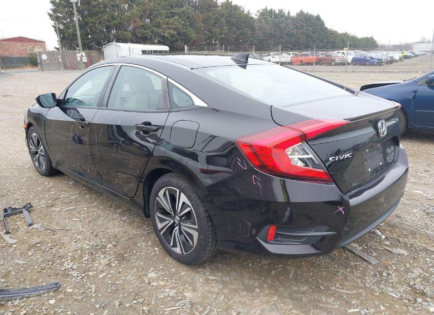 Photo 3 of 2018 Honda Civic EX-L (VIN 2HGFC1F72JH644982)