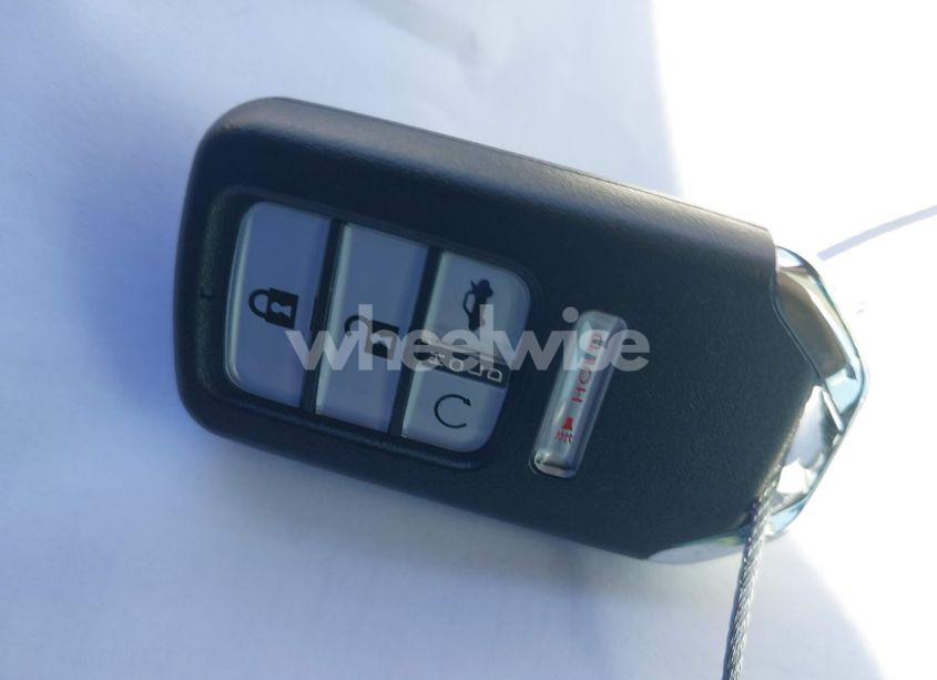 Photo 11 of 2017 Honda Civic EX-L (VIN 2HGFC1F73HH650011)