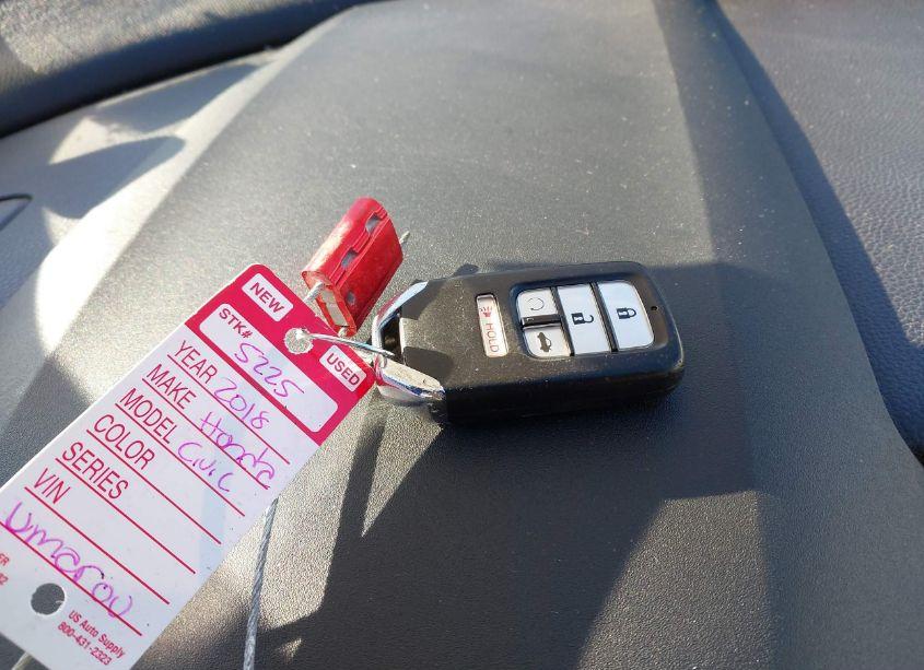 Photo 11 of 2018 Honda Civic EX-L (VIN 2HGFC1F74JH646104)