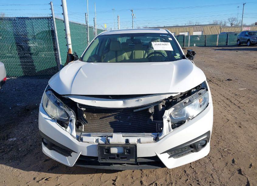 Photo 13 of 2018 Honda Civic EX-L (VIN 2HGFC1F74JH646104)