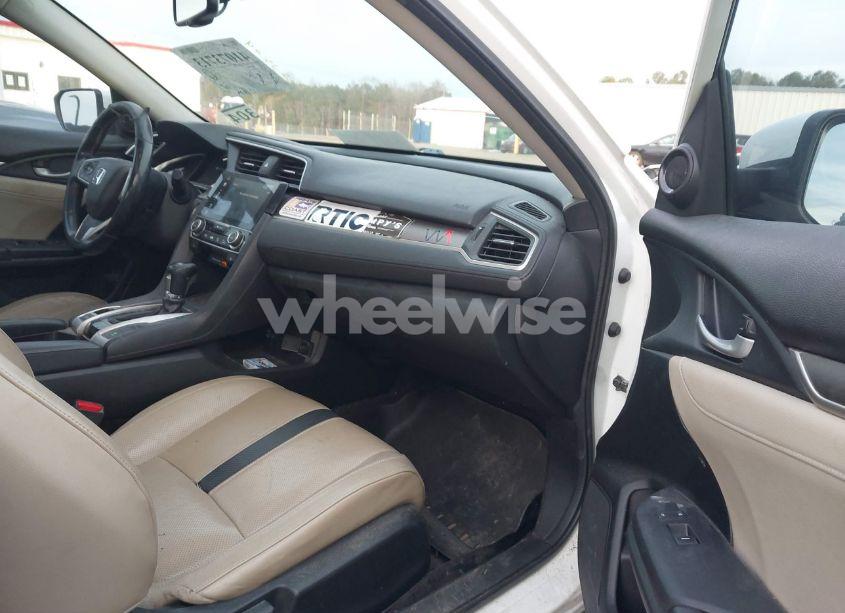 Photo 5 of 2017 Honda Civic EX-L (VIN 2HGFC1F76HH633445)
