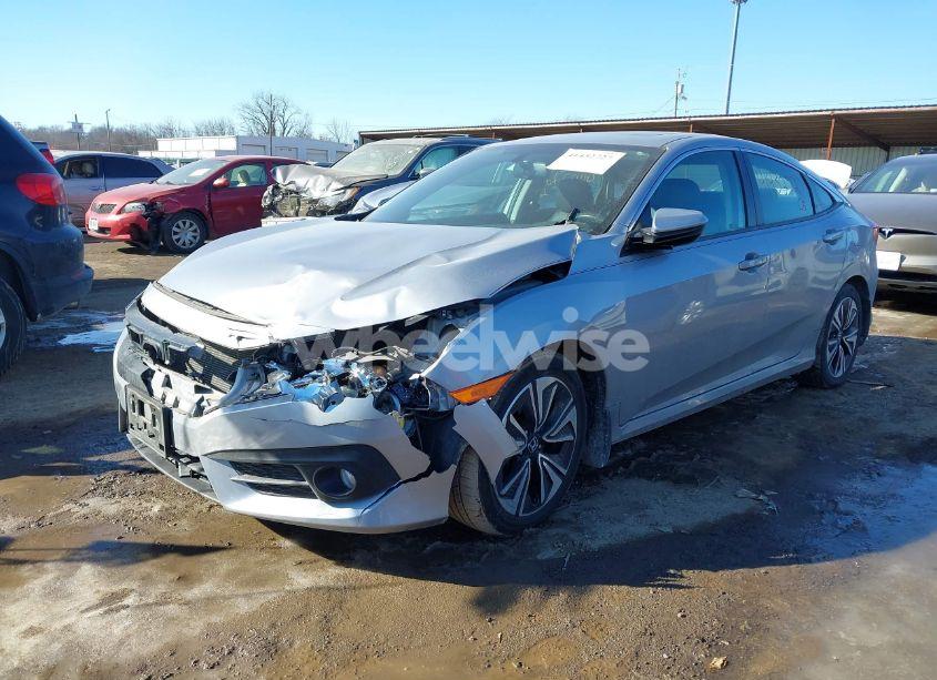 Photo 2 of 2018 Honda Civic EX-L (VIN 2HGFC1F76JH640997)