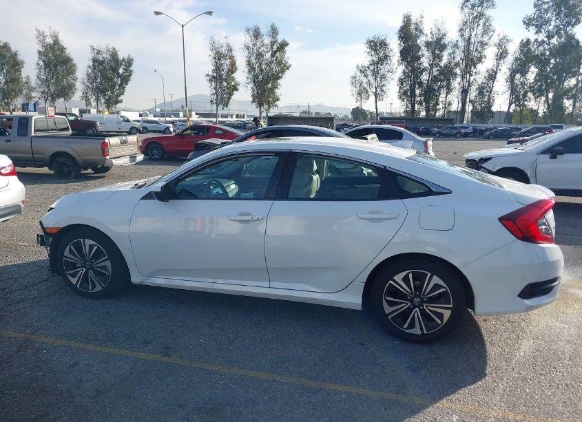Photo 14 of 2017 Honda Civic EX-L (VIN 2HGFC1F77HH643658)