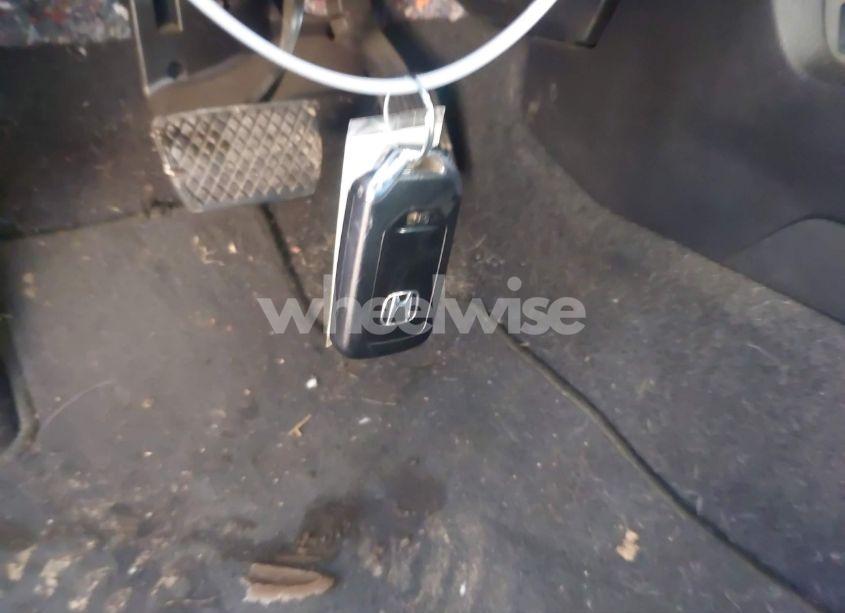 Photo 11 of 2021 Honda Civic EX-L (VIN 2HGFC1F77MH703528)