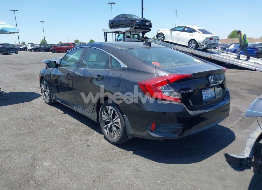 Photo 14 of 2017 Honda Civic EX-L (VIN 2HGFC1F78HH636069)