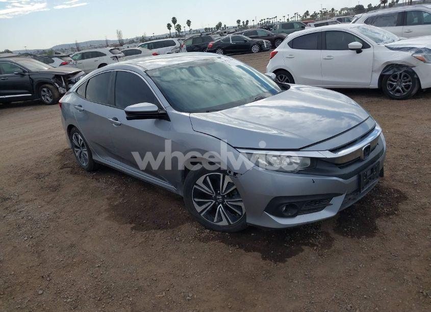 2016 Honda Civic EX-L (VIN 2HGFC1F79GH632885) main photo