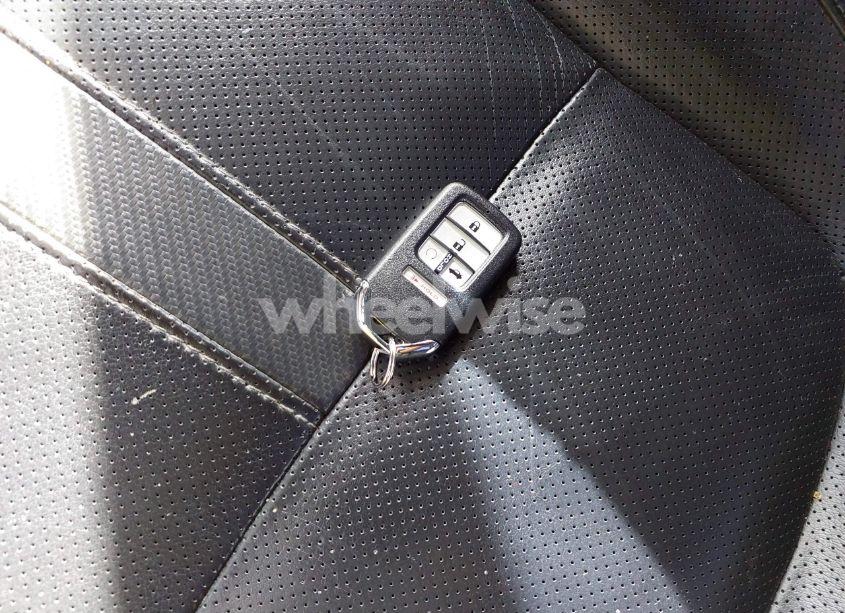 Photo 11 of 2016 Honda Civic EX-L (VIN 2HGFC1F79GH632885)