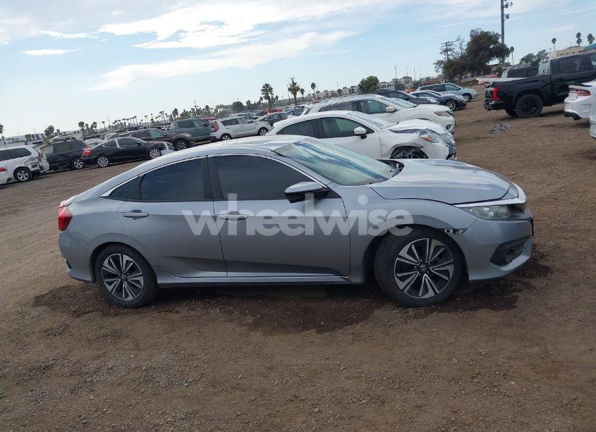 Photo 13 of 2016 Honda Civic EX-L (VIN 2HGFC1F79GH632885)