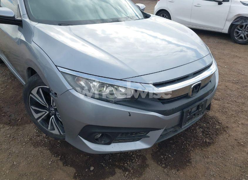 Photo 6 of 2016 Honda Civic EX-L (VIN 2HGFC1F79GH632885)