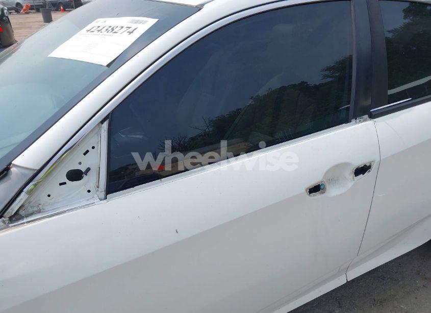 Photo 21 of 2016 Honda Civic EX-L (VIN 2HGFC1F79GH637326)