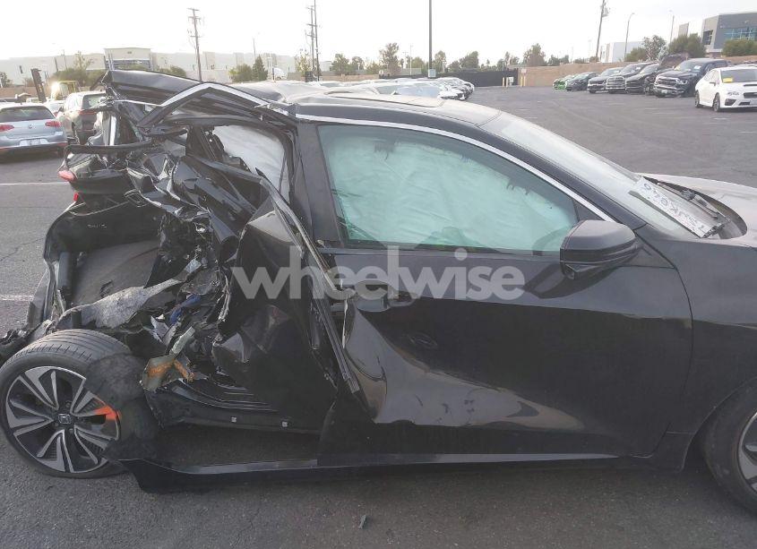 Photo 13 of 2016 Honda Civic EX-L (VIN 2HGFC1F79GH638282)