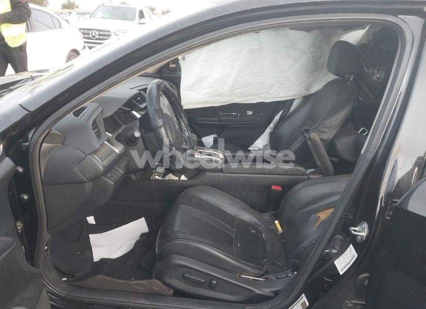 Photo 5 of 2016 Honda Civic EX-L (VIN 2HGFC1F79GH638282)