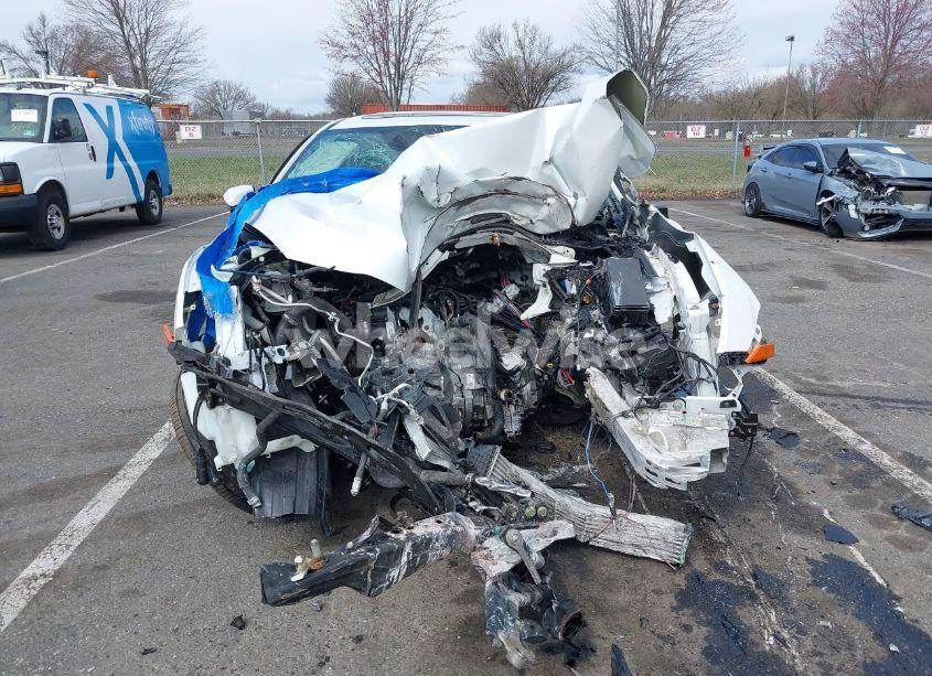 Photo 11 of 2020 Honda Civic EX-L (VIN 2HGFC1F79LH681286)