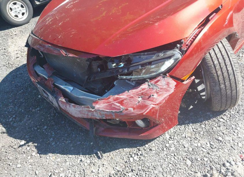 Photo 6 of 2021 Honda Civic EX-L (VIN 2HGFC1F7XMH705211)