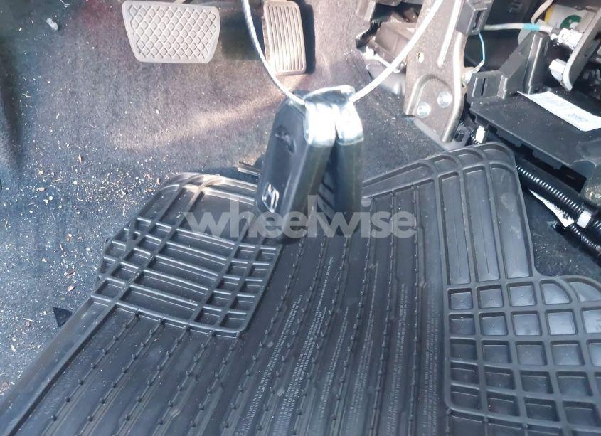 Photo 11 of 2018 Honda Civic EX-L (VIN 2HGFC1F87JH640841)