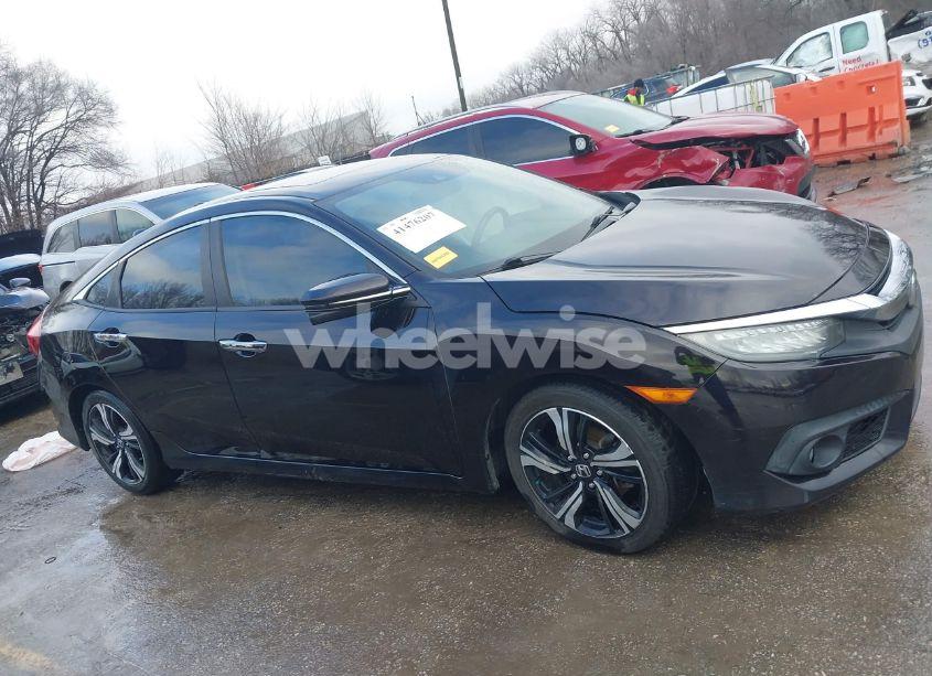 Photo 13 of 2016 Honda Civic TOURING (VIN 2HGFC1F92GH630333)