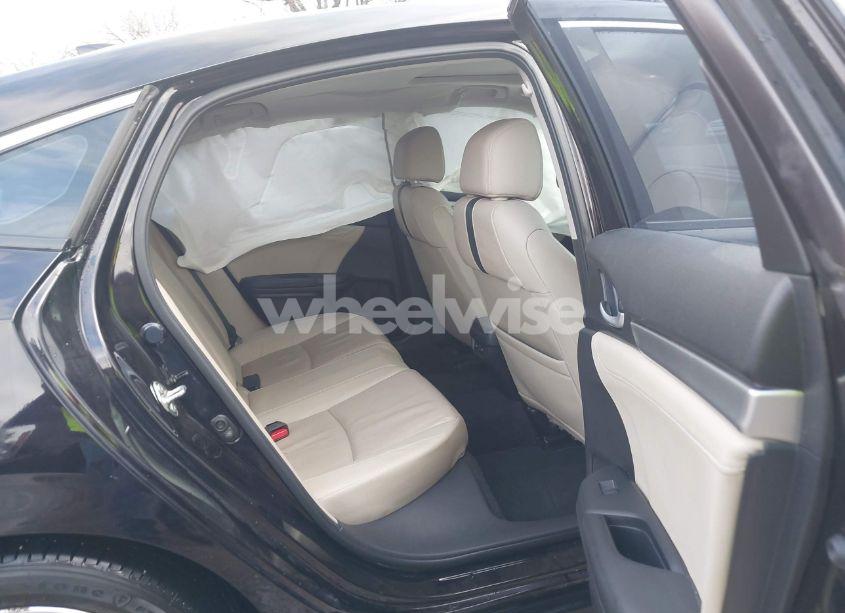 Photo 8 of 2016 Honda Civic TOURING (VIN 2HGFC1F92GH630333)