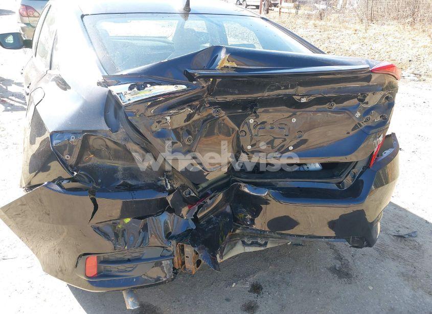 Photo 6 of 2016 Honda Civic TOURING (VIN 2HGFC1F92GH653451)