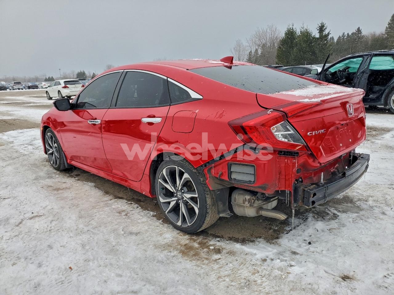Photo 2 of 2020 HONDA CIVIC TOURING (VIN 2HGFC1F93LH101533)