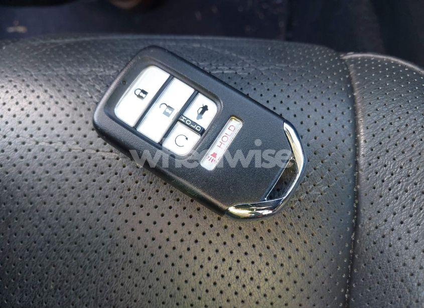 Photo 11 of 2016 Honda Civic TOURING (VIN 2HGFC1F94GH636294)