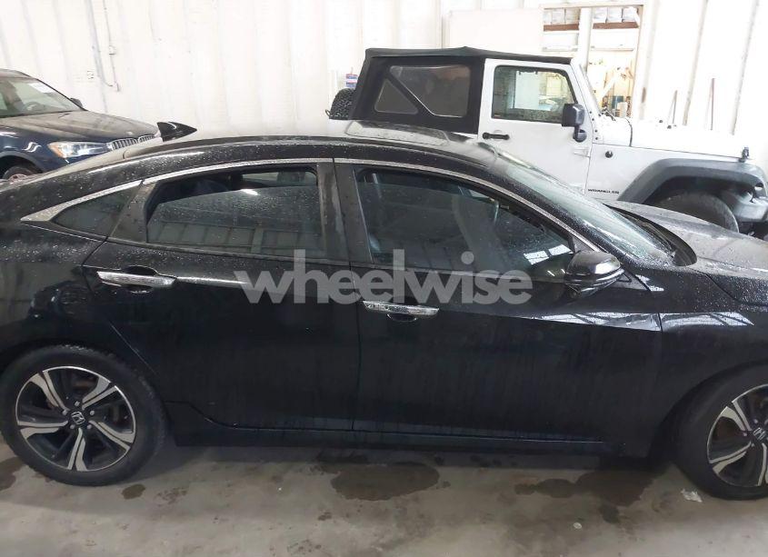 Photo 13 of 2016 Honda Civic TOURING (VIN 2HGFC1F94GH641463)