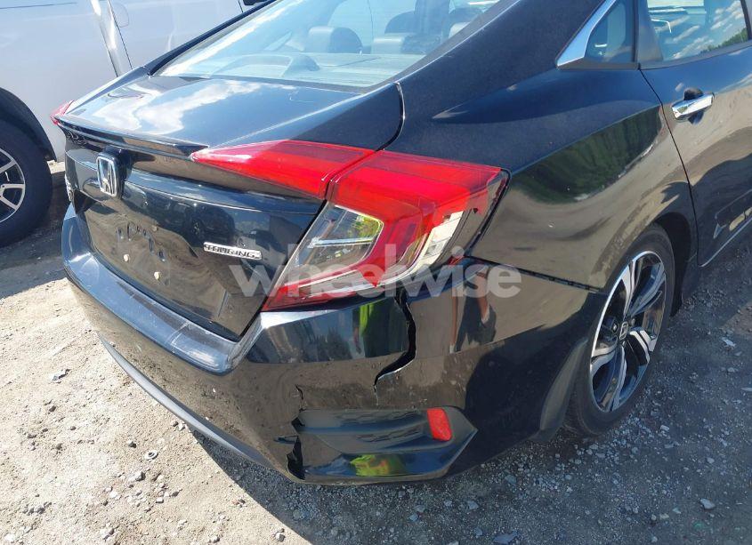 Photo 17 of 2016 Honda Civic TOURING (VIN 2HGFC1F95GH631234)