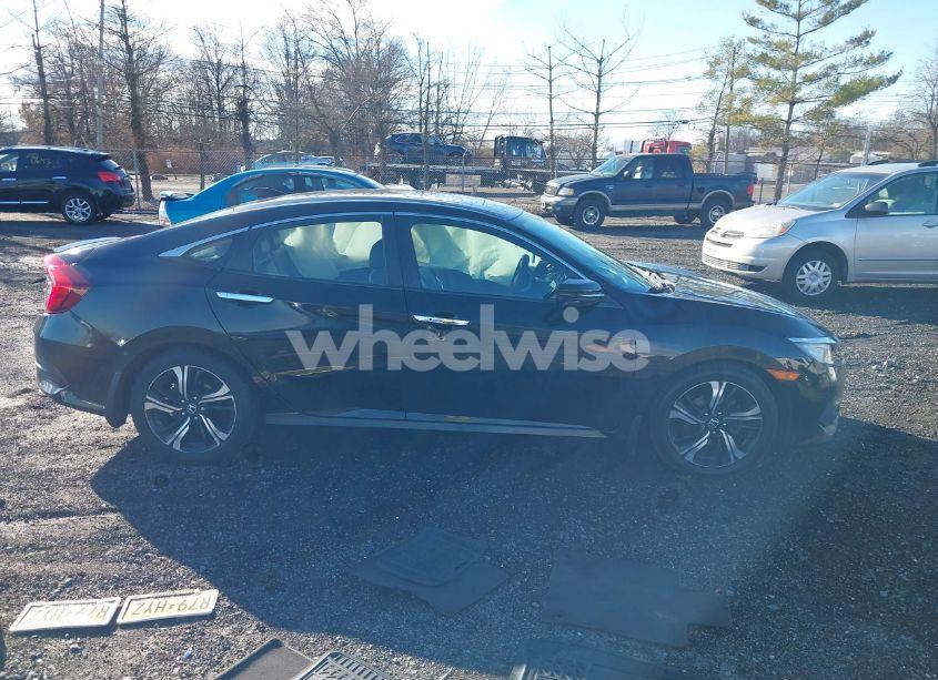 Photo 13 of 2017 Honda Civic TOURING (VIN 2HGFC1F95HH638024)