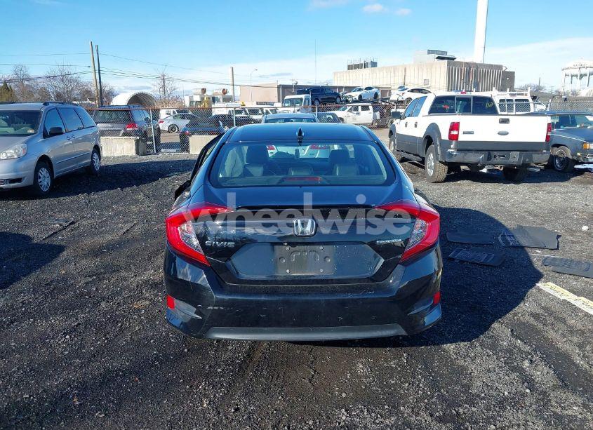 Photo 16 of 2017 Honda Civic TOURING (VIN 2HGFC1F95HH638024)