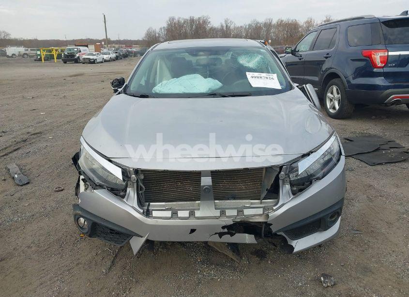Photo 13 of 2017 Honda Civic TOURING (VIN 2HGFC1F95HH638797)