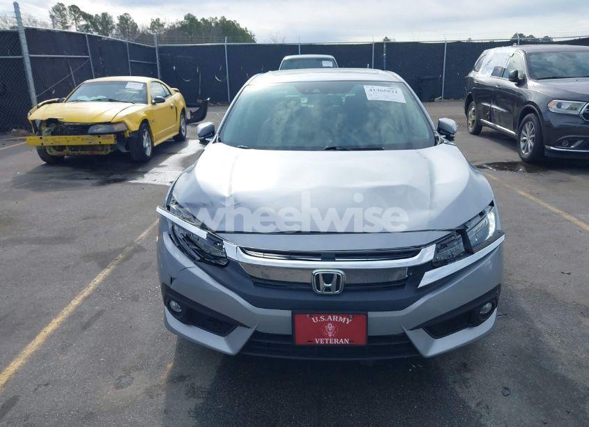 Photo 12 of 2017 Honda Civic TOURING (VIN 2HGFC1F95HH638816)