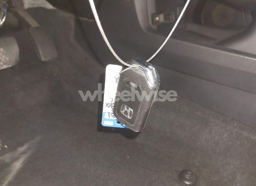 Photo 11 of 2016 Honda Civic TOURING (VIN 2HGFC1F96GH630271)