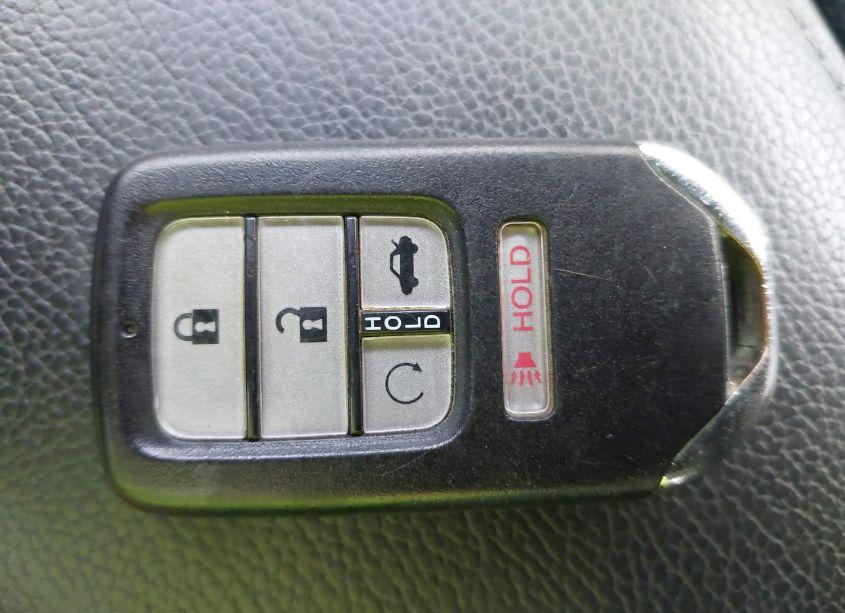 Photo 11 of 2016 Honda Civic TOURING (VIN 2HGFC1F97GH635057)