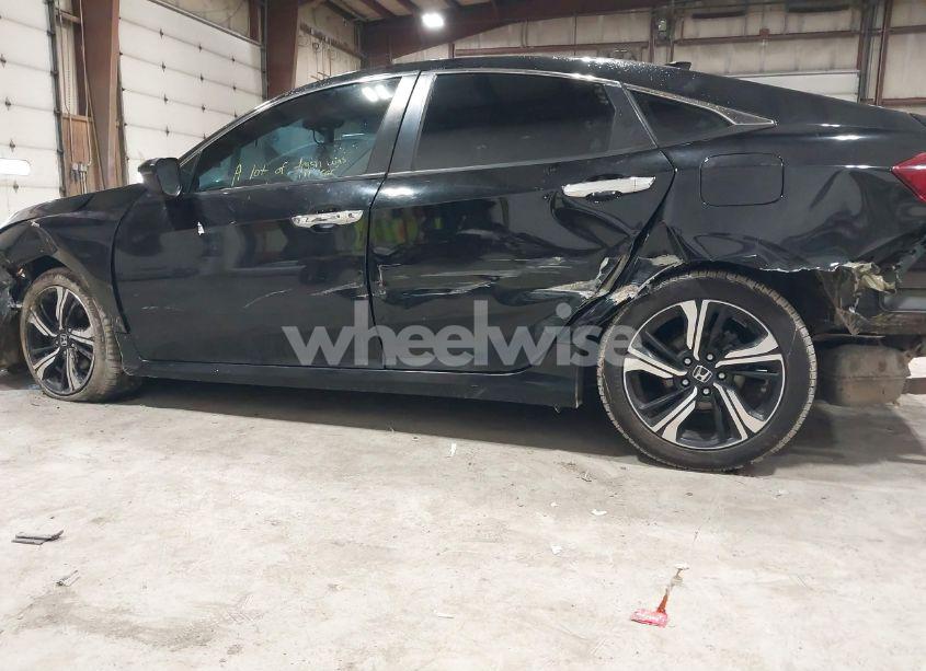 Photo 6 of 2016 Honda Civic TOURING (VIN 2HGFC1F97GH652554)