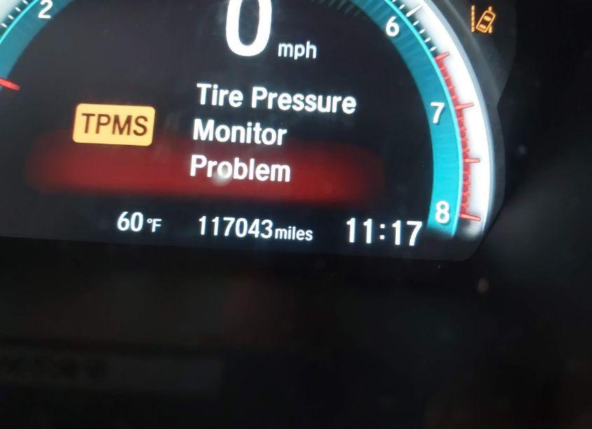 Photo 15 of 2017 Honda Civic TOURING (VIN 2HGFC1F97HH635240)