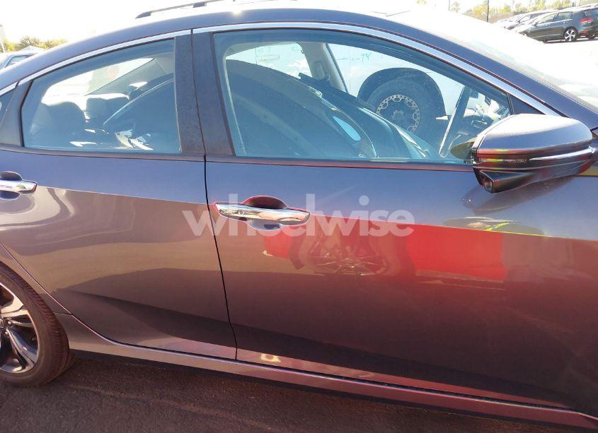 Photo 14 of 2017 Honda Civic TOURING (VIN 2HGFC1F98HH659062)