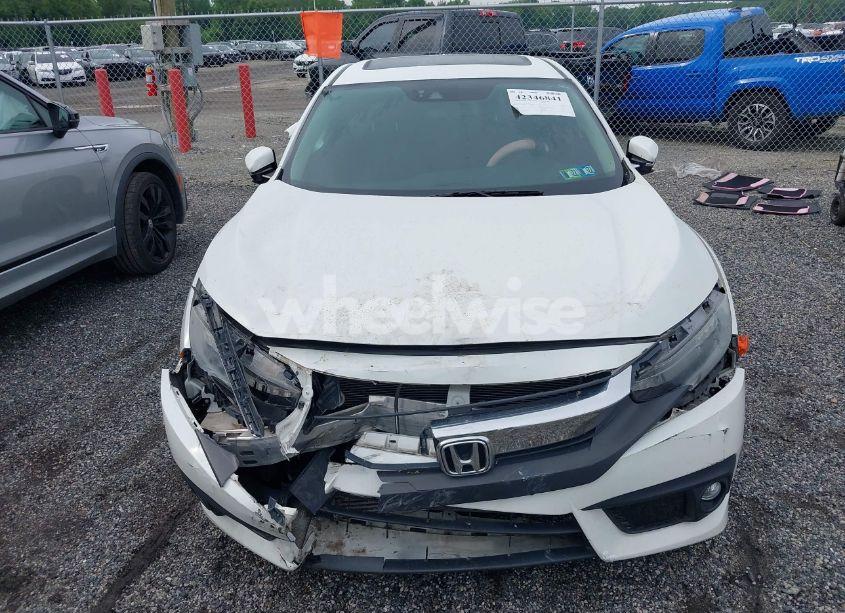 Photo 12 of 2016 Honda Civic TOURING (VIN 2HGFC1F99GH645010)