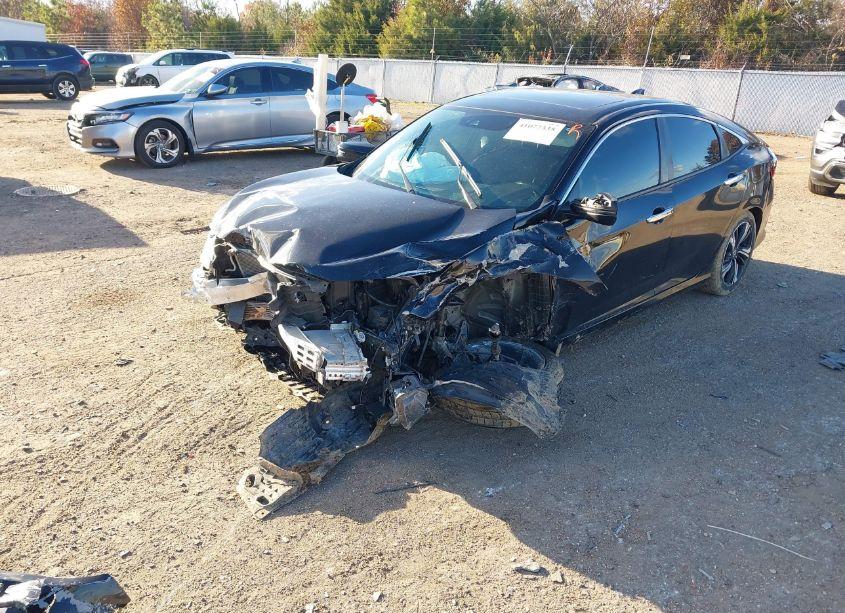 Photo 2 of 2016 Honda Civic TOURING (VIN 2HGFC1F99GH648473)