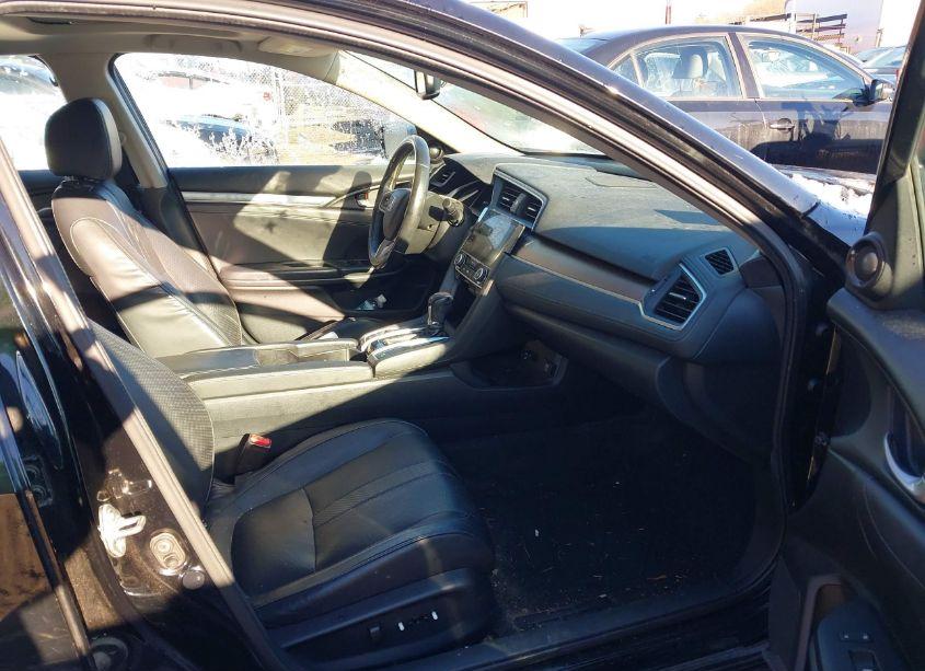 Photo 5 of 2016 Honda Civic TOURING (VIN 2HGFC1F9XGH637952)