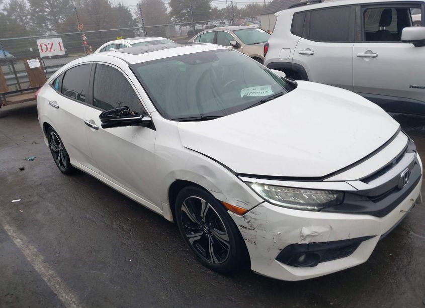 Photo 13 of 2016 Honda Civic TOURING (VIN 2HGFC1F9XGH644996)