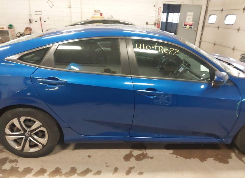 Photo 13 of 2018 Honda Civic LX (VIN 2HGFC2E51JH516836)