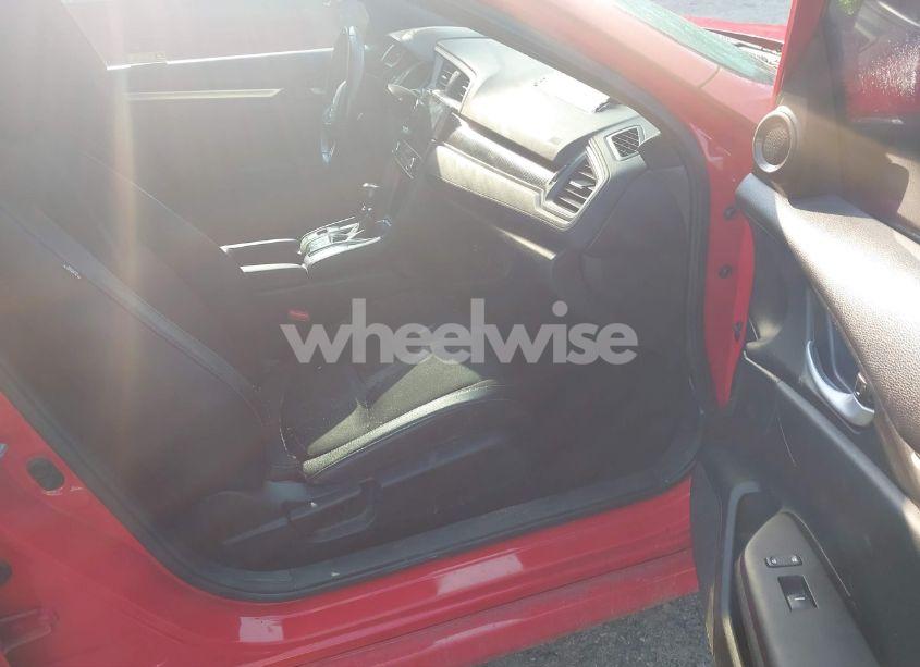 Photo 5 of 2019 Honda Civic SPORT (VIN 2HGFC2E80KH552576)