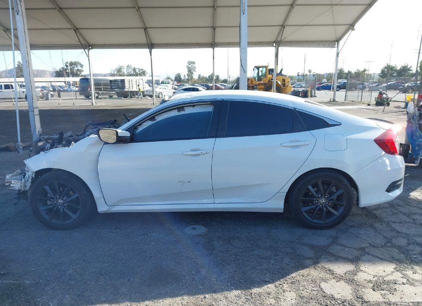 Photo 14 of 2019 Honda Civic SPORT (VIN 2HGFC2E82KH501838)